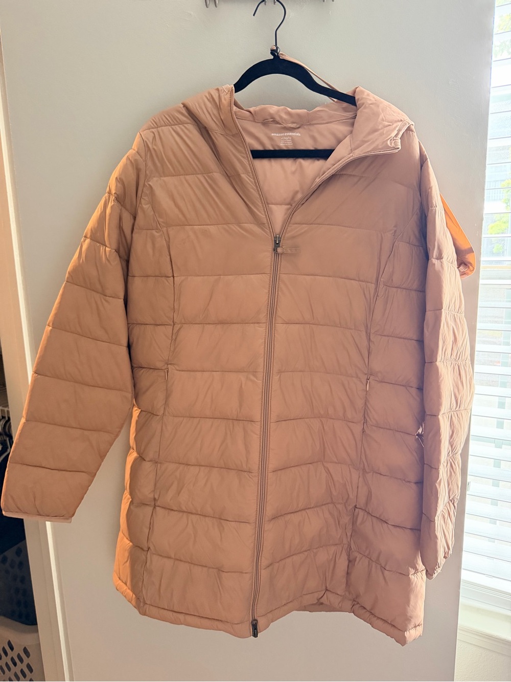 Amazon Women’s Hooded Puffer Coat in Light Blush